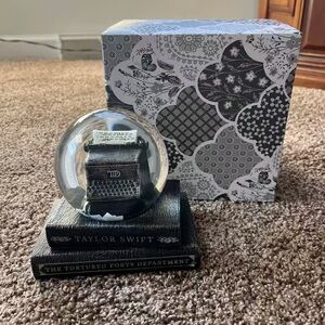 Taylor Swift Black and Silver Typewriter Globe Decor